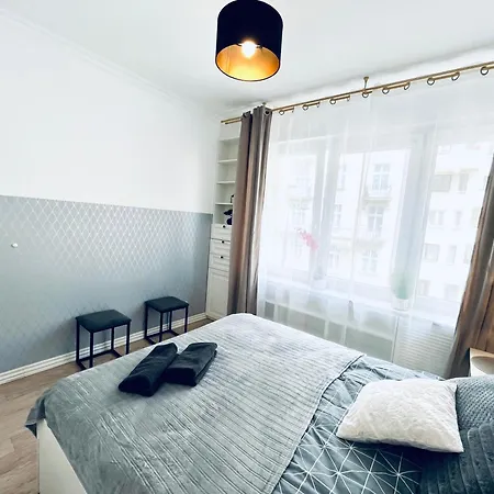 Clicktheflat Politechnika Hostel Warsaw